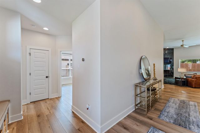 6037 Coral Ridge Drive, Alexander, AR 72002