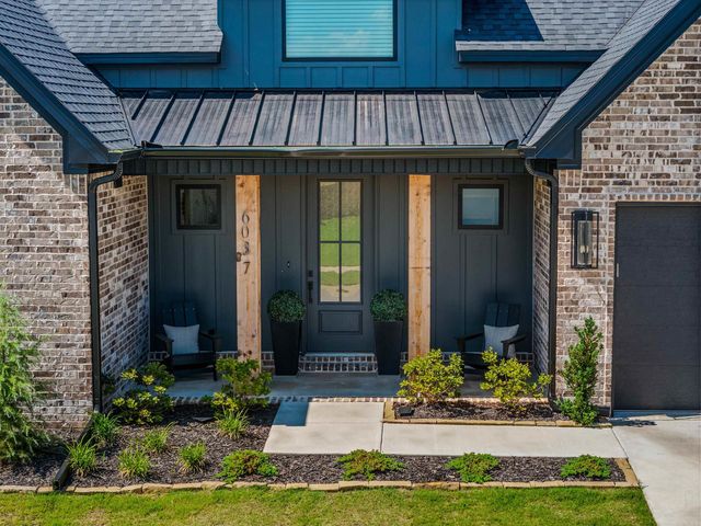 6037 Coral Ridge Drive, Alexander, AR 72002