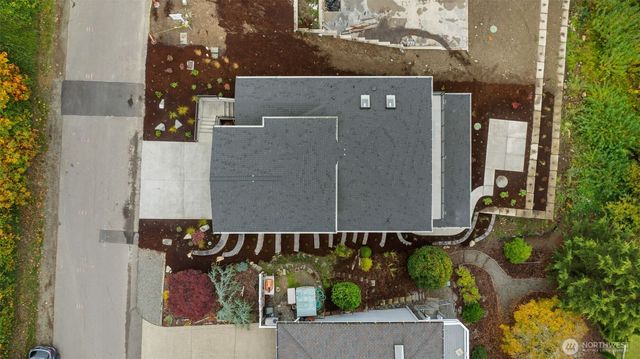 8307 Bayridge Avenue, Gig Harbor, WA 98332