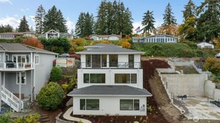 8307 Bayridge Avenue, Gig Harbor, WA 98332