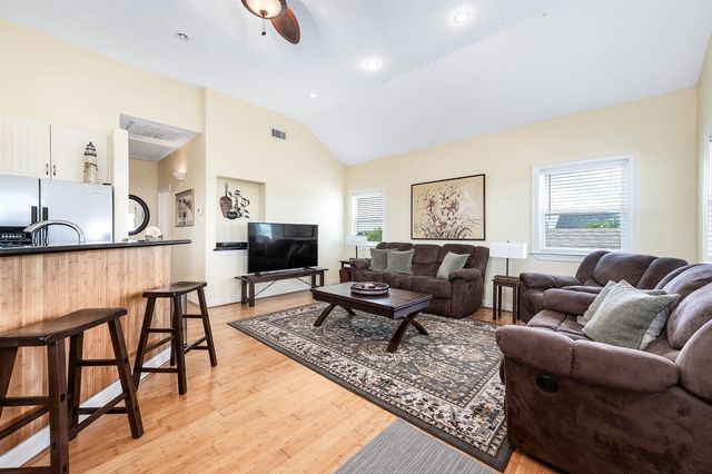 171 Cr 299, Sargent, TX 77414