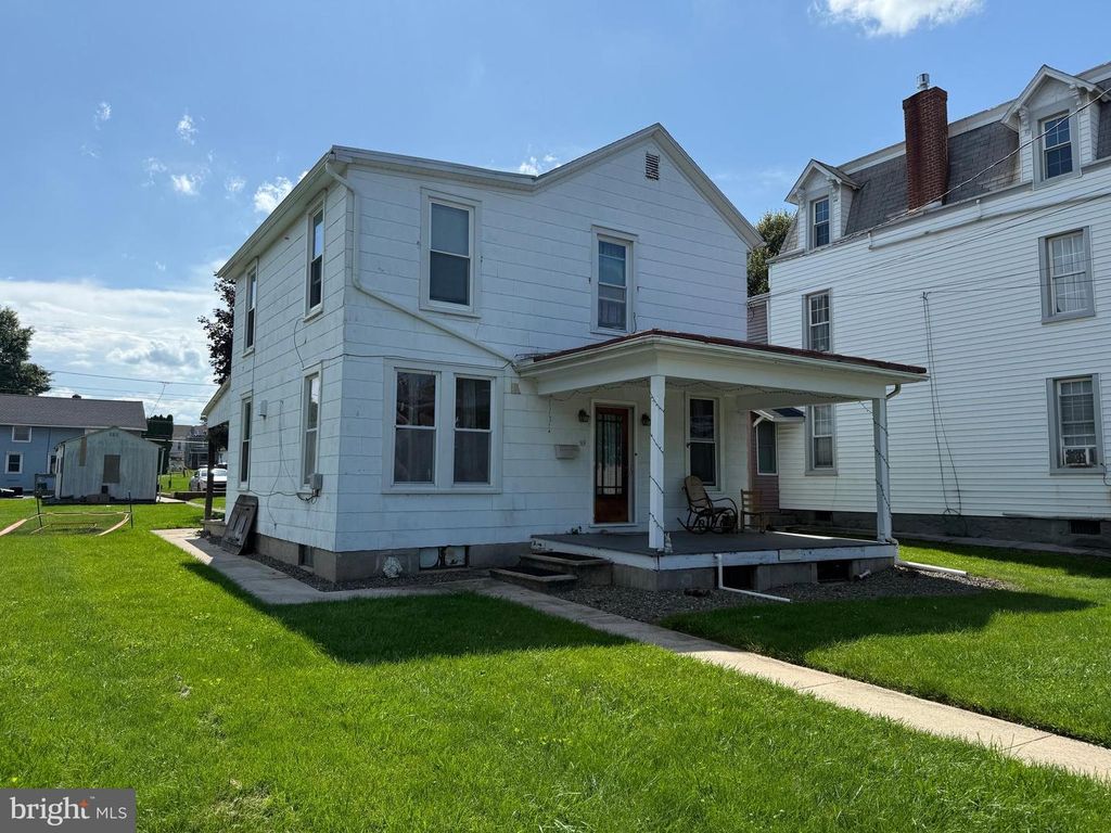 99 N NOBLE ST, Kutztown, PA 19530