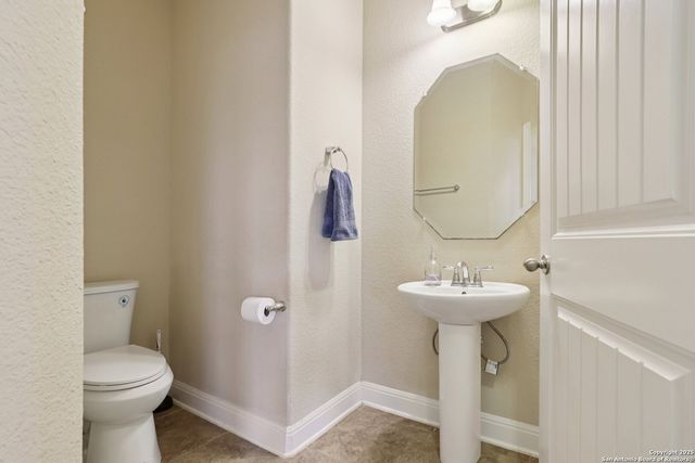 8626 Laheema, San Antonio, TX 78251