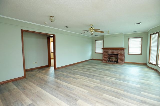 1402 Virgina St, Houma, LA 70363