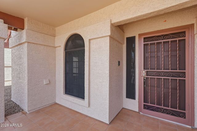 7113 W JULIE Drive, Glendale, AZ 85308