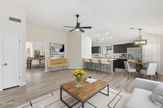 7113 W JULIE Drive, Glendale, AZ 85308