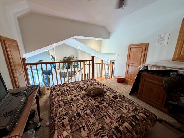 25831 621 Road, Grove, OK 74344