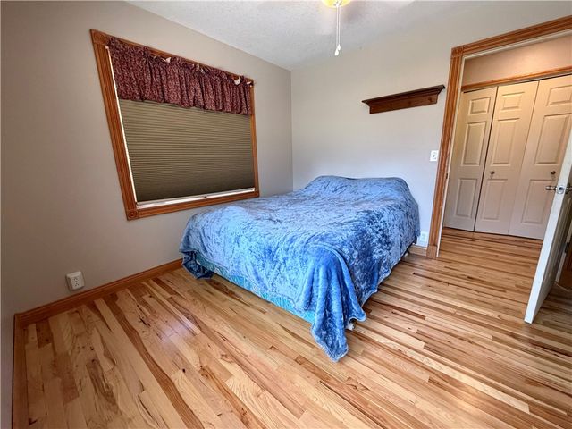 25831 621 Road, Grove, OK 74344