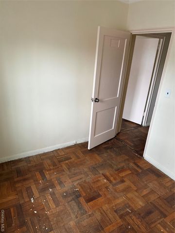 150 Grand Central Parkway 100GA, Jamaica, NY 11432