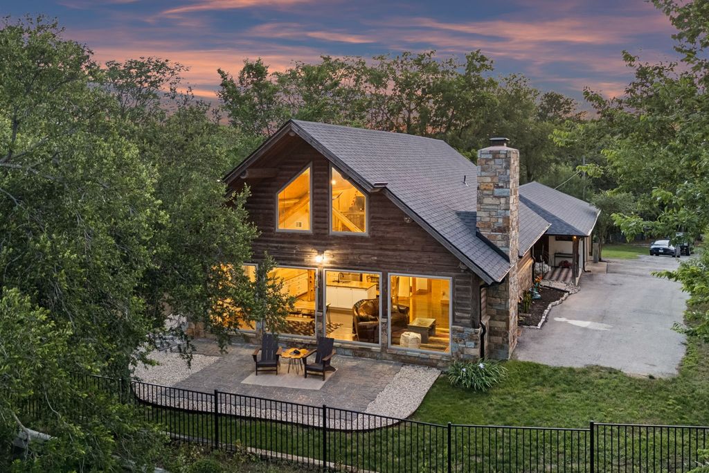 8152 Eagle Mountain Drive, Fort Worth, TX 76135
