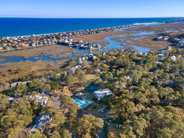 88 Salt Marsh Cir Unit 22C, Pawleys Island, SC 29585