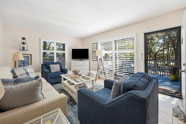 88 Salt Marsh Cir Unit 22C, Pawleys Island, SC 29585