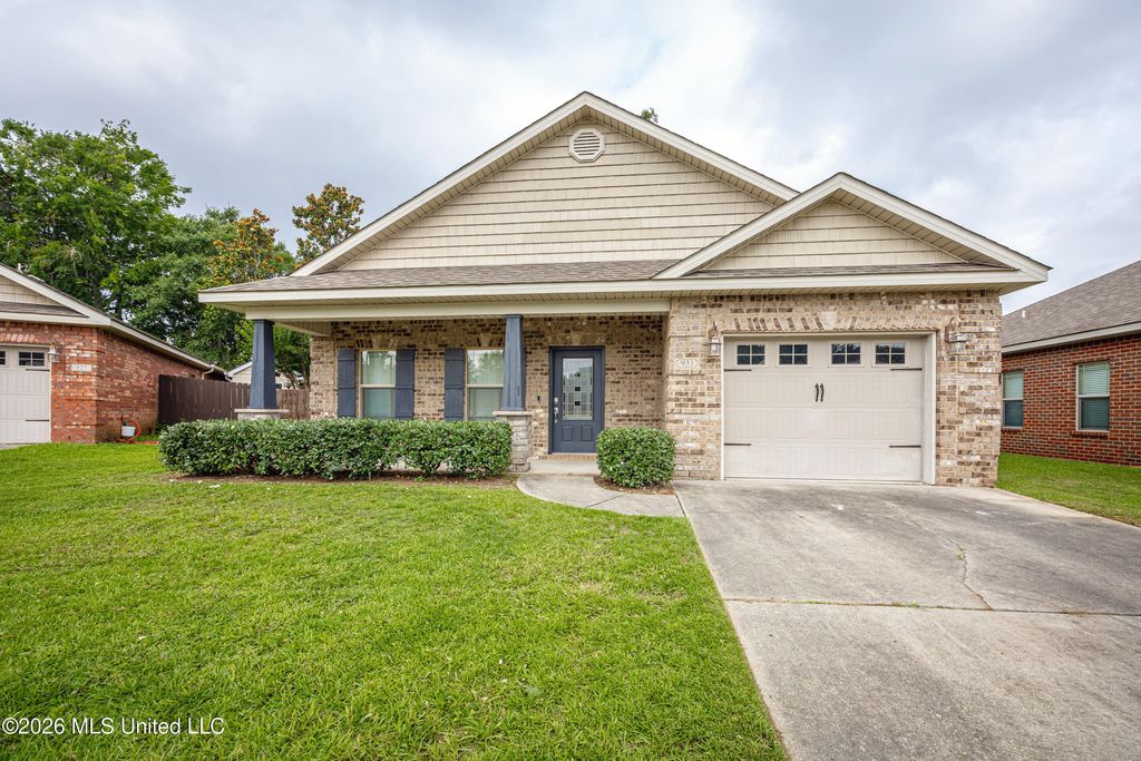 931 Old Towne Street, Gulfport, MS 39507
