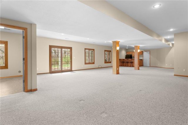 4203 SE Willow Ridge Court, Blue Springs, MO 64014