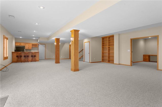 4203 SE Willow Ridge Court, Blue Springs, MO 64014