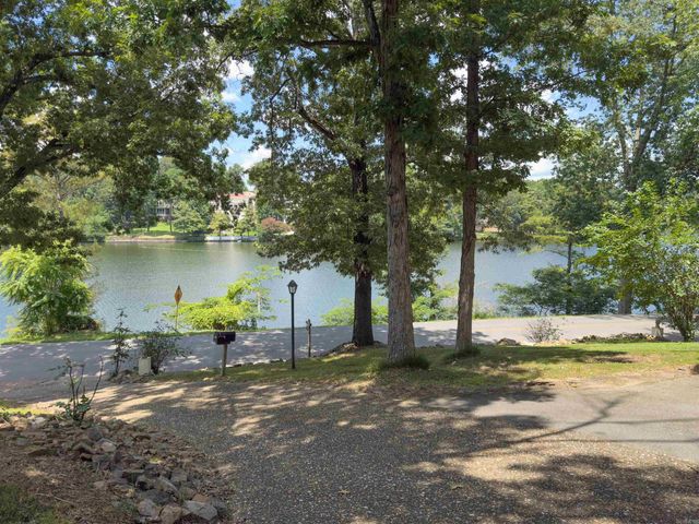 1926 Waterside Drive, North Little Rock, AR 72116