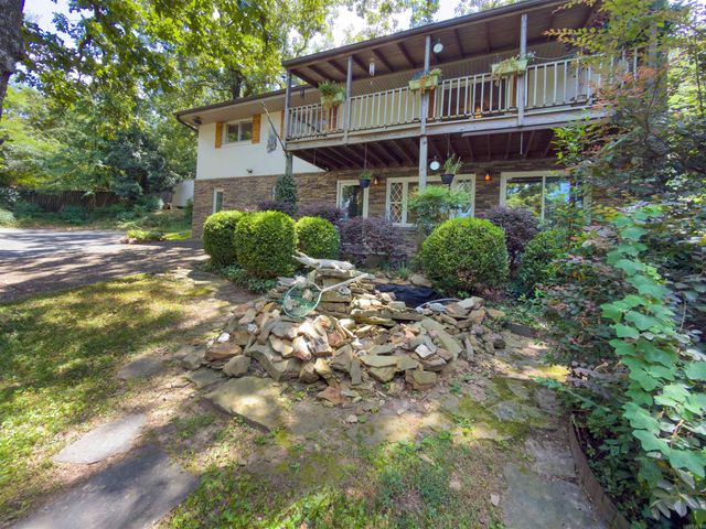 1926 Waterside Drive, North Little Rock, AR 72116
