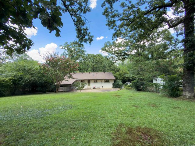 1926 Waterside Drive, North Little Rock, AR 72116