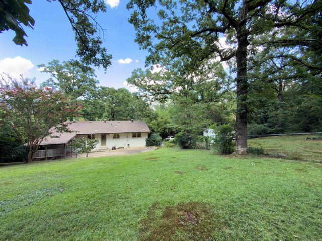 1926 Waterside Drive, North Little Rock, AR 72116
