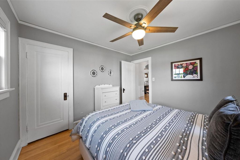 property-img