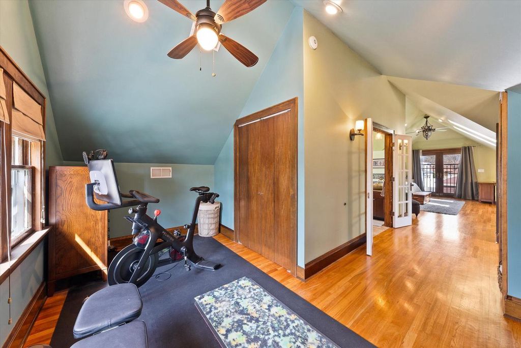 property-img
