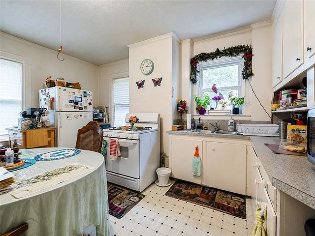 166 Summit Street, Pawtucket, RI 02860