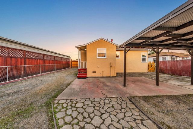 20911 Chester St, Castro Valley, CA 94546