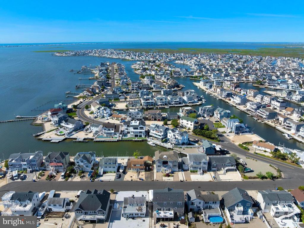 1169 JENNIFER LN, Manahawkin, NJ 08050