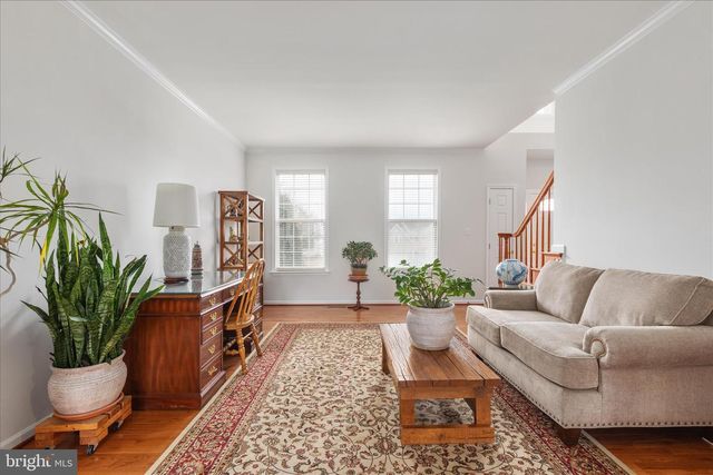 25 LILBURN DR, Bunker Hill, WV 25413