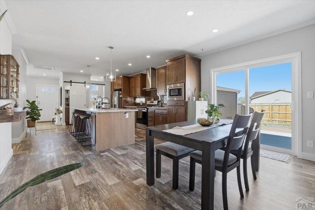 279 W Acorn Dr, Pueblo West, CO 81007