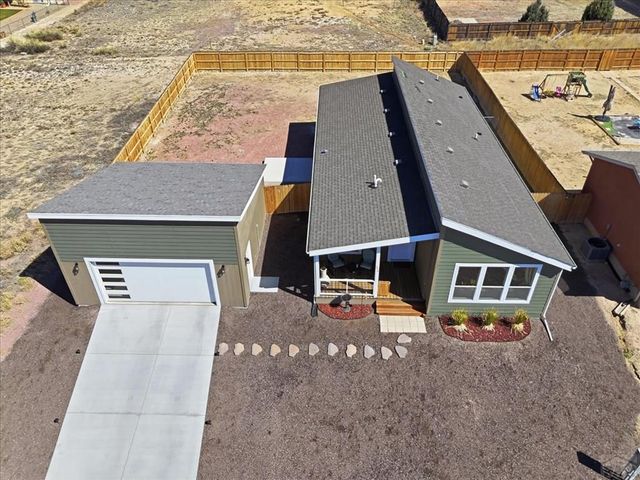 279 W Acorn Dr, Pueblo West, CO 81007
