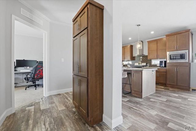 279 W Acorn Dr, Pueblo West, CO 81007