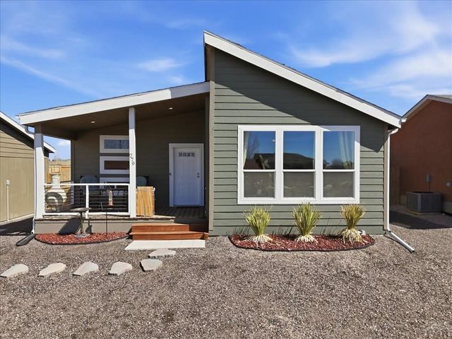 279 W Acorn Dr, Pueblo West, CO 81007
