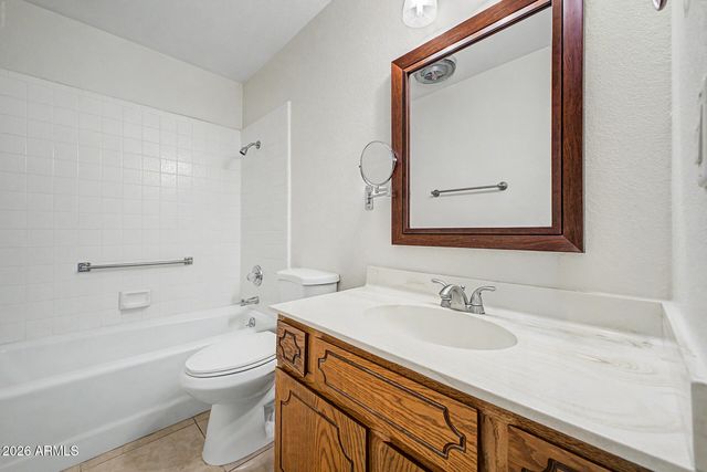 4329 E CAPRI Avenue 222, Mesa, AZ 85206