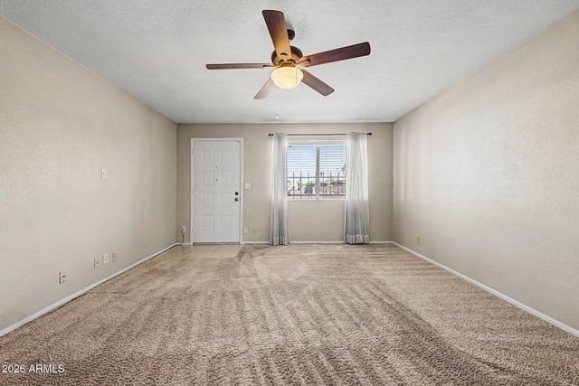 4329 E CAPRI Avenue 222, Mesa, AZ 85206