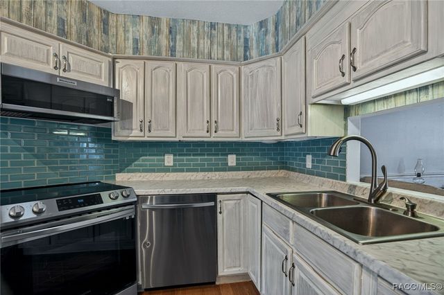 6094 E Penrose Street, Inverness, FL 34452