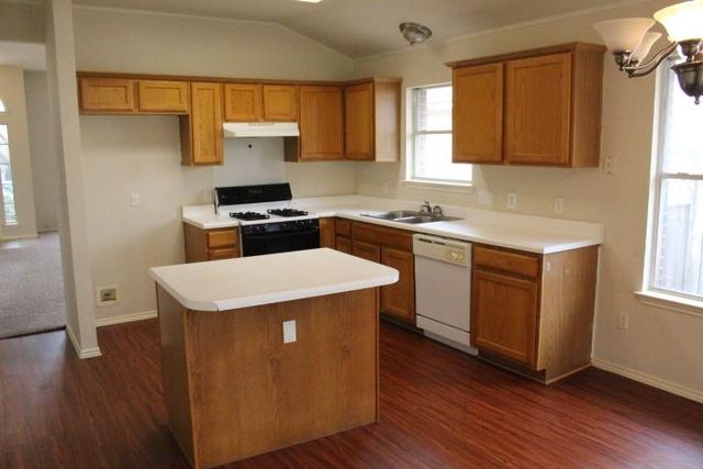 9401 Bradner DR, Austin, TX 78748