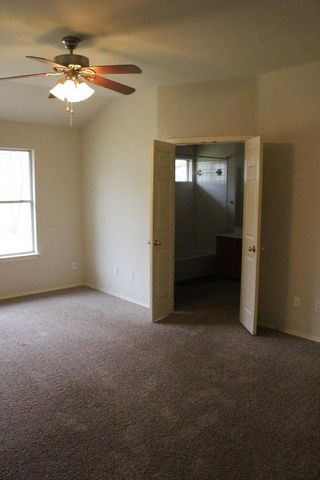 9401 Bradner DR, Austin, TX 78748
