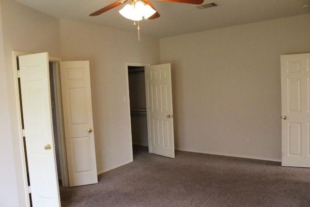 9401 Bradner DR, Austin, TX 78748
