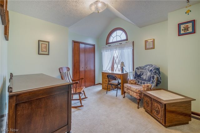 10037 Jamestown Drive, North Royalton, OH 44133