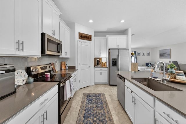 6922 PERCH HAMMOCK LOOP, Groveland, FL 34736