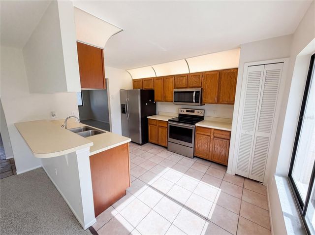 2631 ALABASTER AVENUE, Orlando, FL 32833