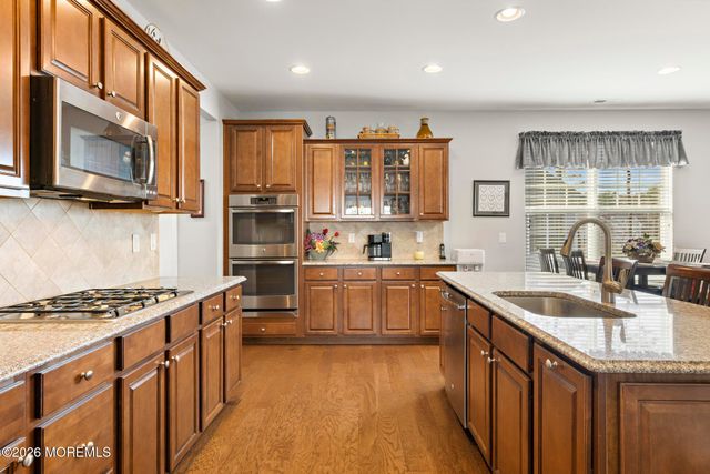 8 Starboard Court, Little Egg Harbor, NJ 08087