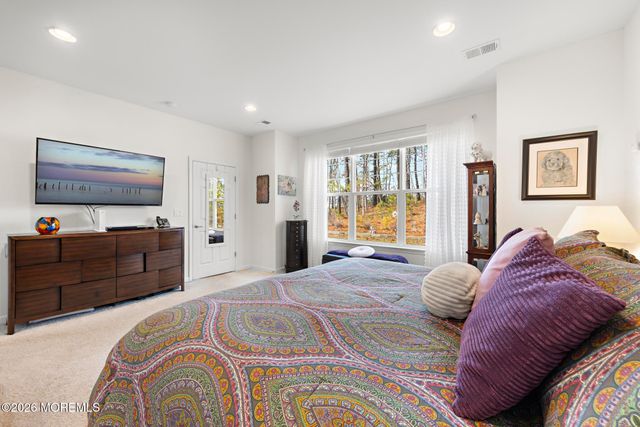 8 Starboard Court, Little Egg Harbor, NJ 08087