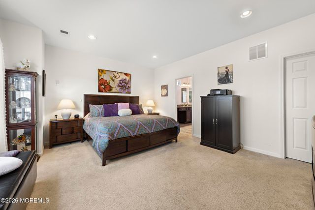 8 Starboard Court, Little Egg Harbor, NJ 08087