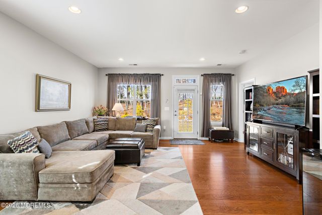 8 Starboard Court, Little Egg Harbor, NJ 08087