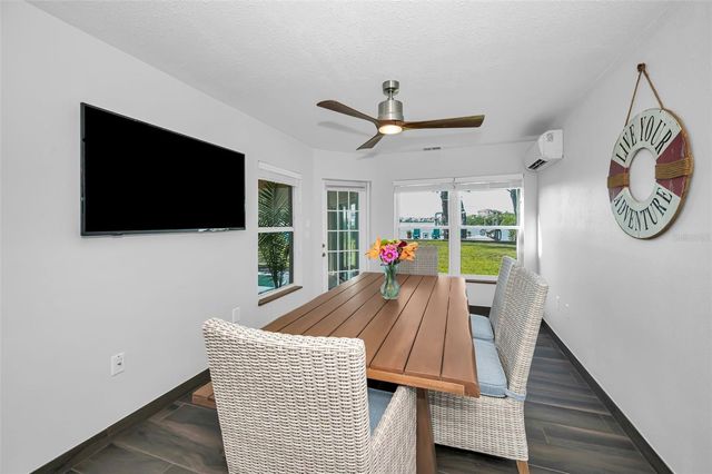 1626 SEA BREEZE DRIVE, Tarpon Springs, FL 34689
