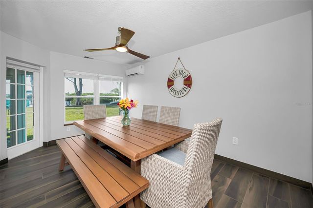 1626 SEA BREEZE DRIVE, Tarpon Springs, FL 34689