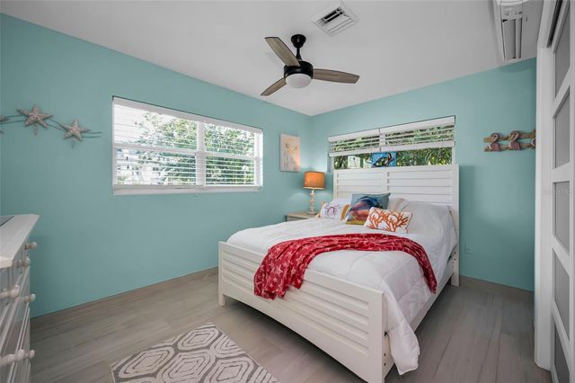 1626 SEA BREEZE DRIVE, Tarpon Springs, FL 34689
