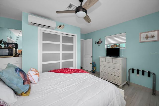 1626 SEA BREEZE DRIVE, Tarpon Springs, FL 34689
